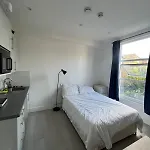 Cosy Studio Flat Near Central